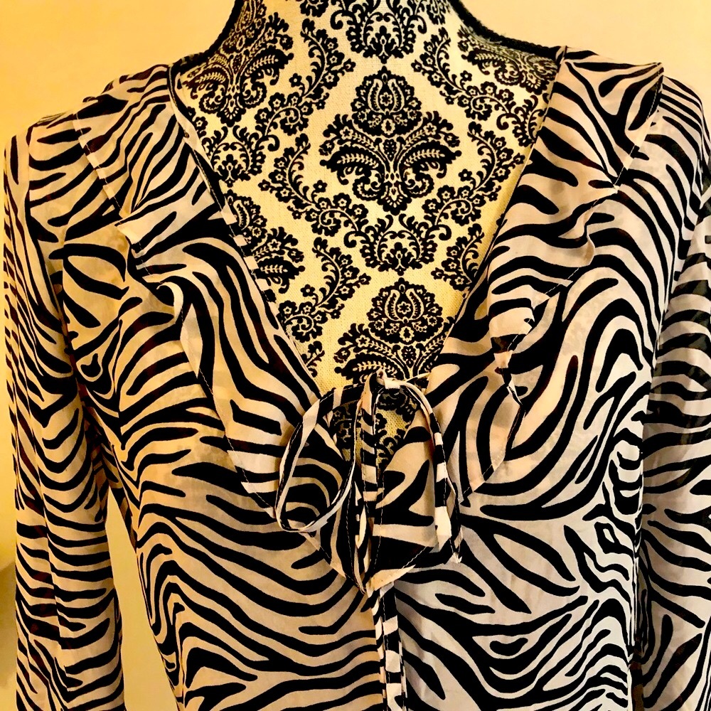 Victoria’s Secret Zebra Print Top or Sleep Shirt!